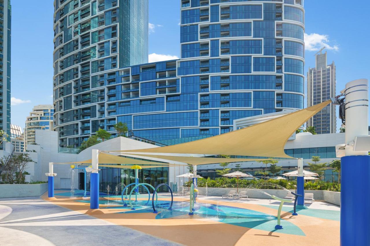 Address Beach Resort Dubai Eksteriør bilde Children's playground at the complex